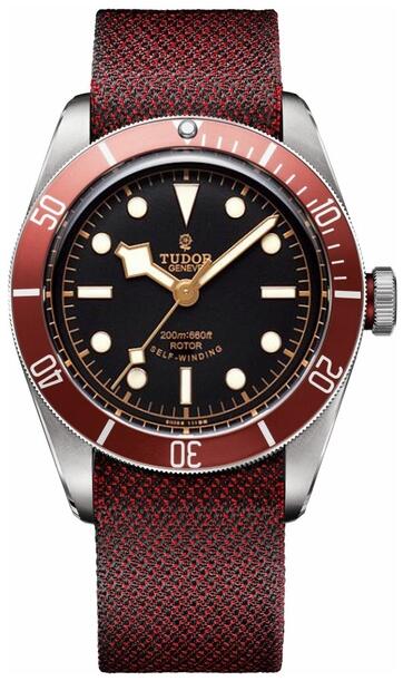Tudor Heritage Black Bay M79220R-0001-FB2 Replica watch